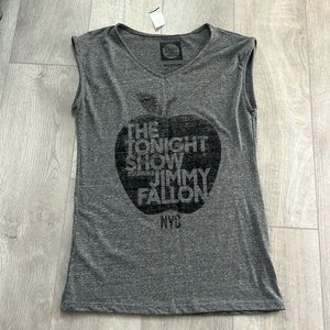 NWT universal Orlando tee
